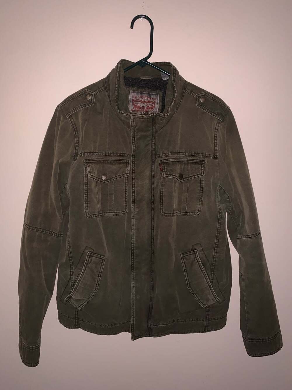 Levi's Men's Washed Cotton Utility Military Jacket with Sherpa Lining and Hood